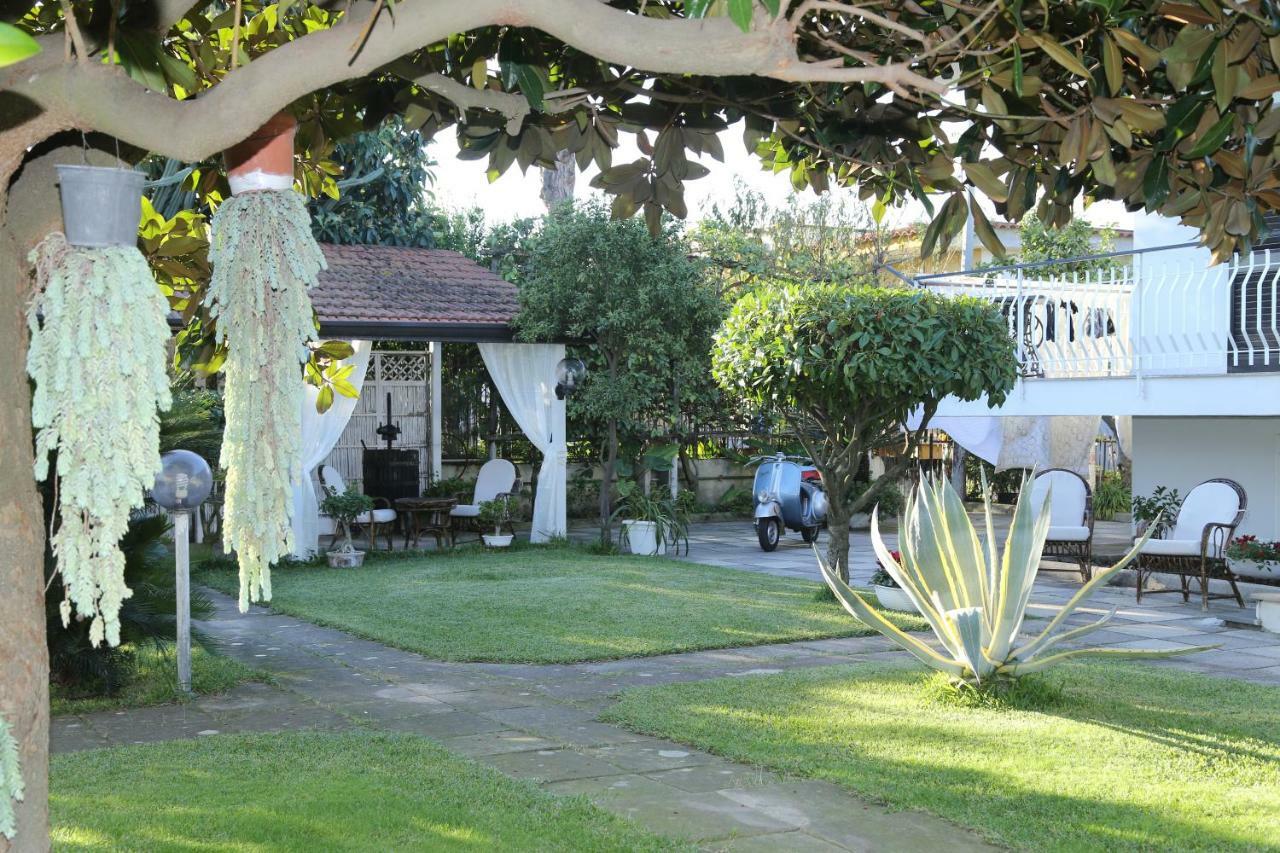 B&B Maison Blanche Pompei Exterior photo
